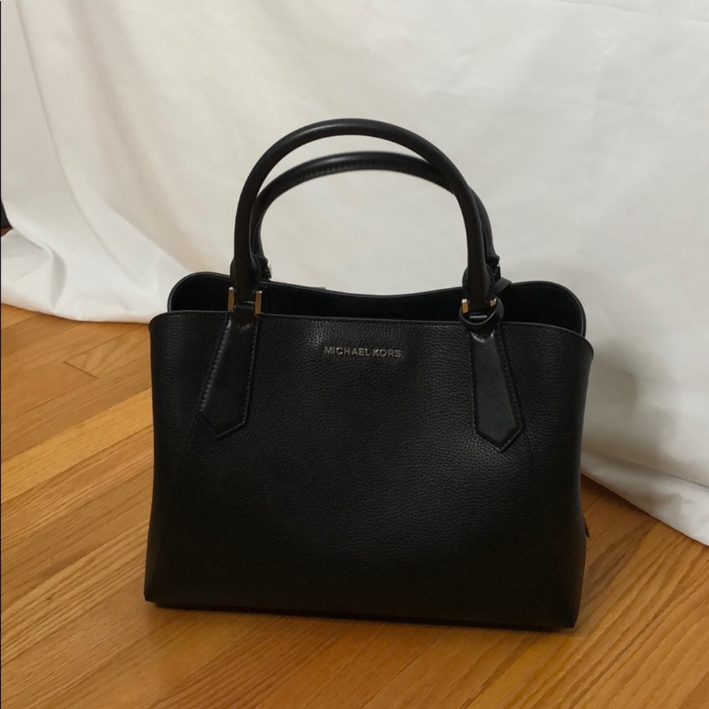 Michael Kors Kimberly black purse - NWT